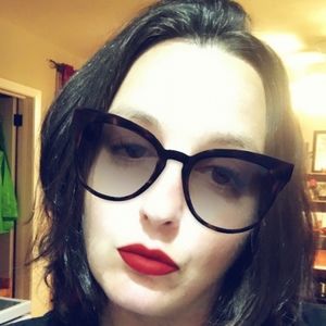 Meet your Posher, April